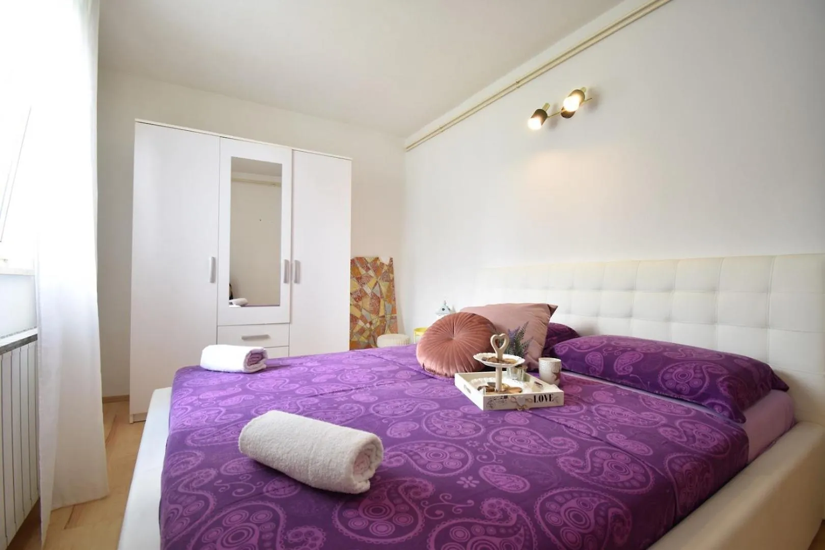 Vakantiehuis Holiday House With Garden 